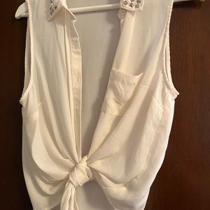 Forever21 blouse/cream color size L